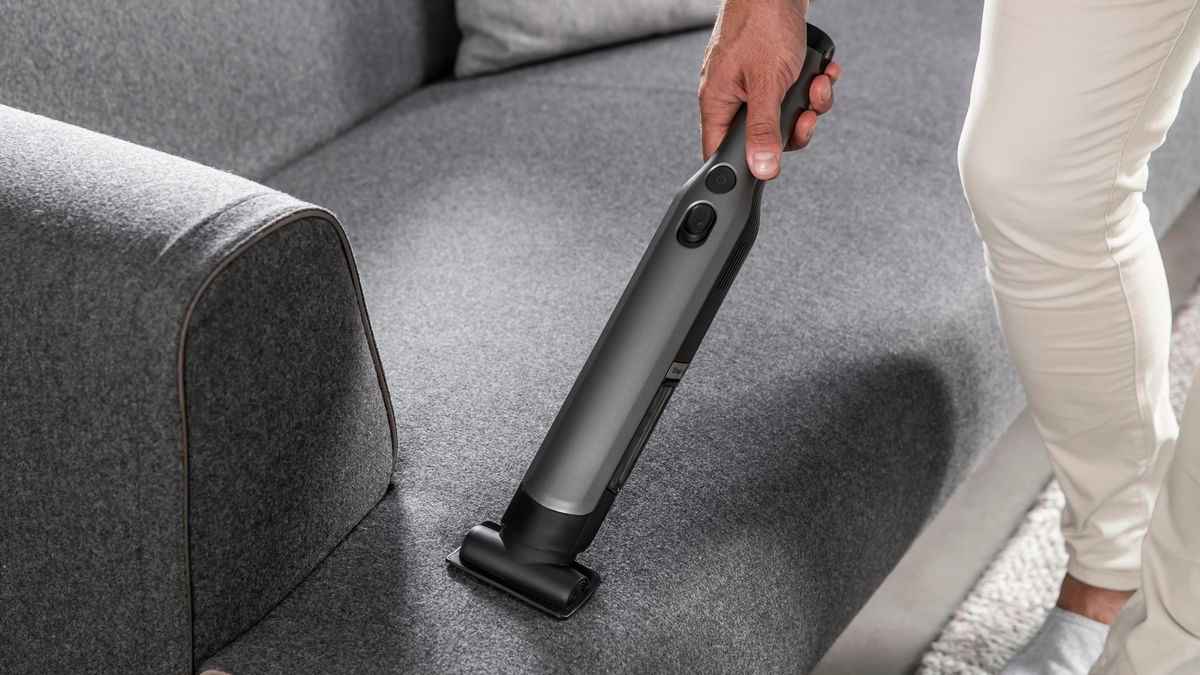 Cara Membersihkan Sofa Kain agar Awet dan Terlihat Seperti Baru