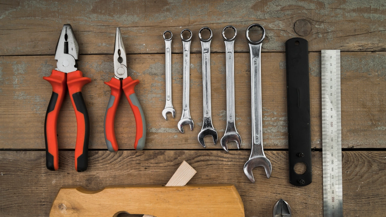 Qhomemart Pusat Tools Terlengkap dan Termurah