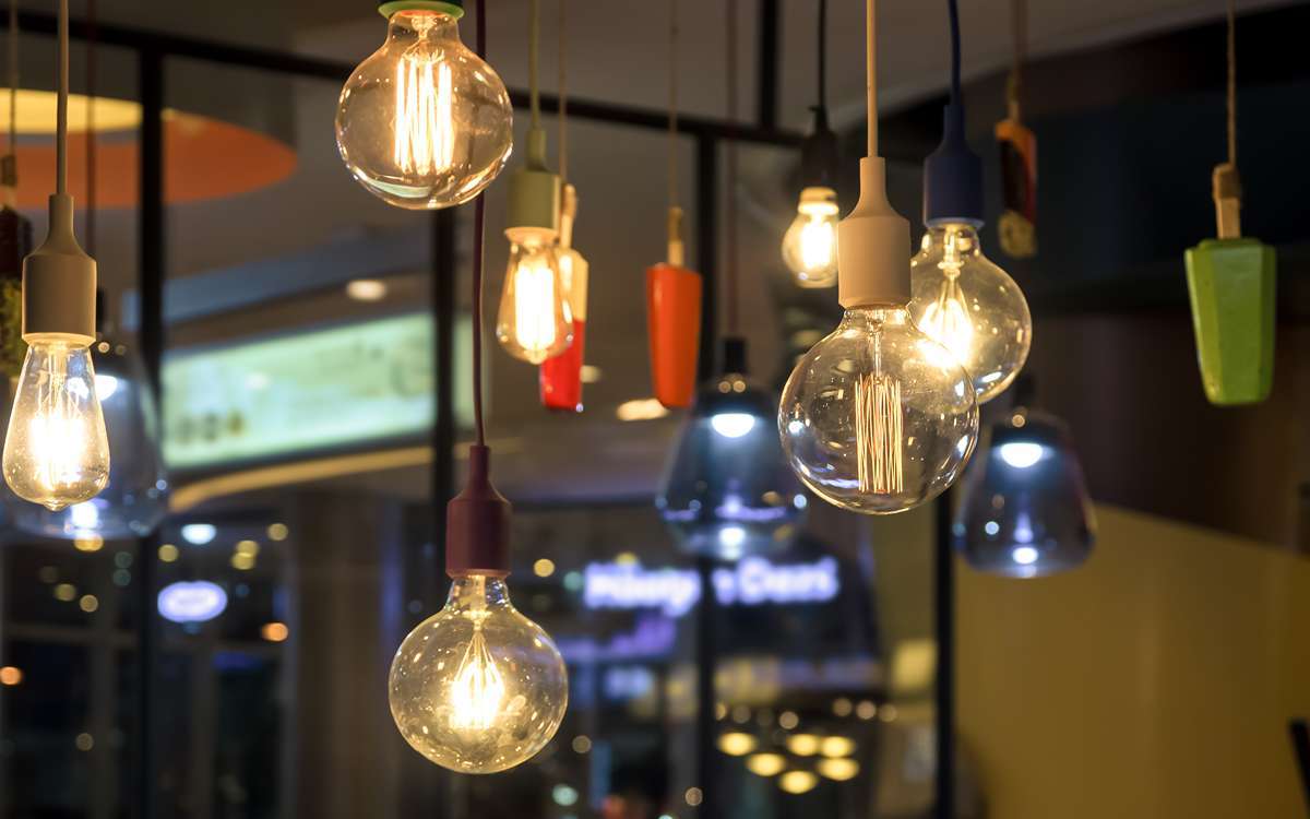 Qhomemart: Toko Lampu Hias Jogja Terbaik
